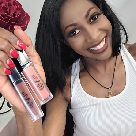 Fania Ffrench Liquid Velvet Lipstick - Rum Cake - Picture 4 of 7
